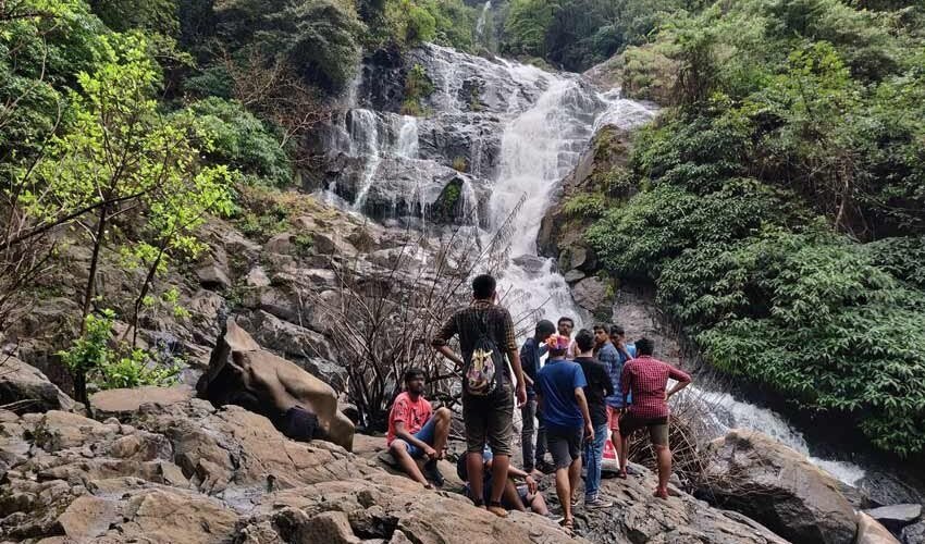 Tambdi-Surla-Falls-Trekking-Goa